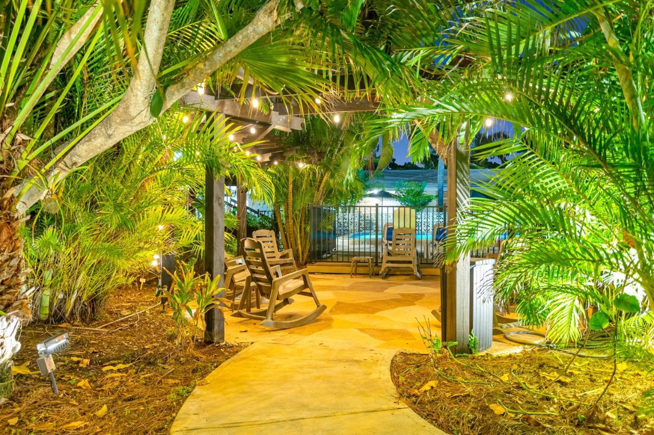 The Fairways Inn Of North Naples Екстериор снимка