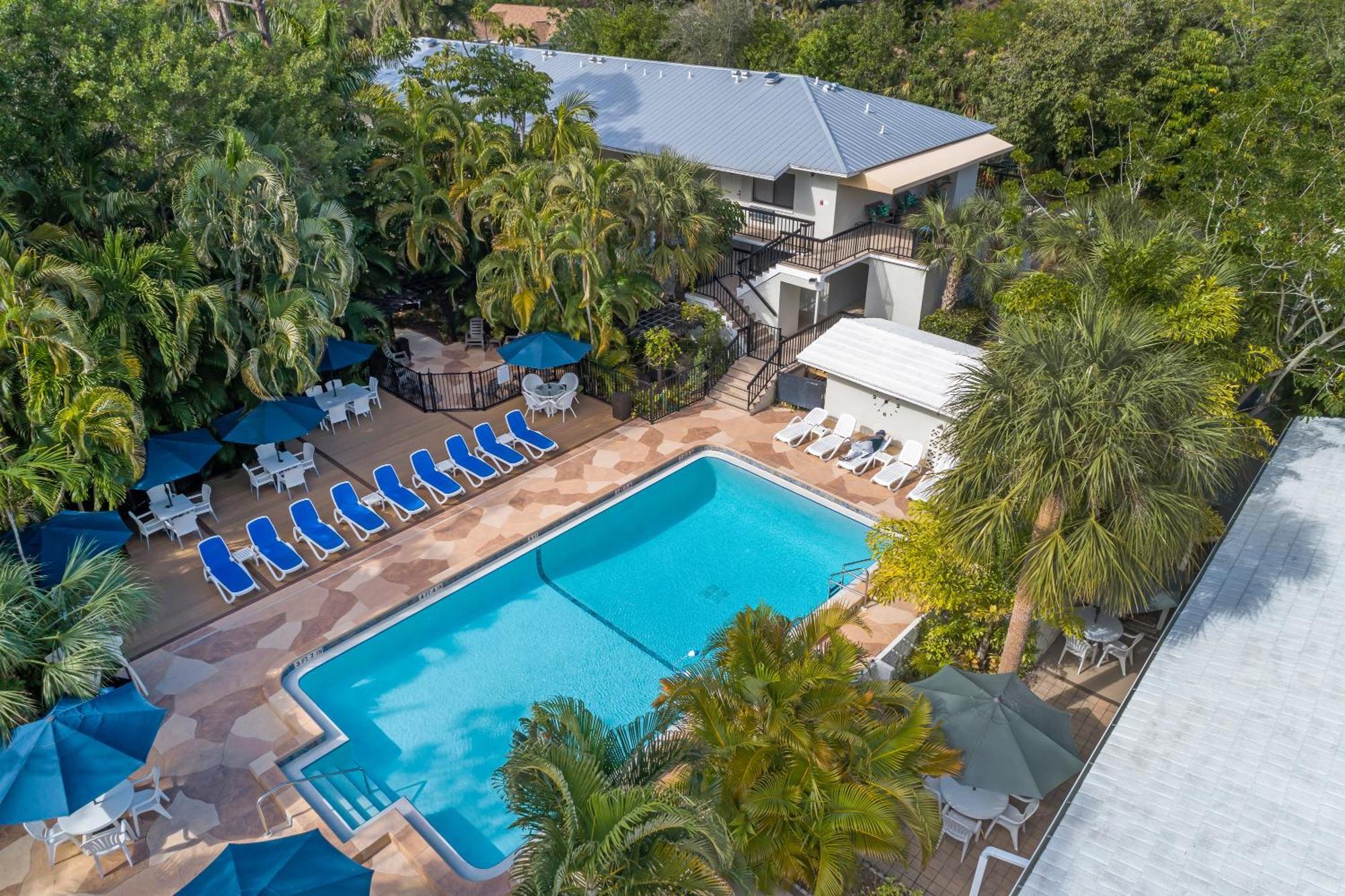 The Fairways Inn Of North Naples Екстериор снимка